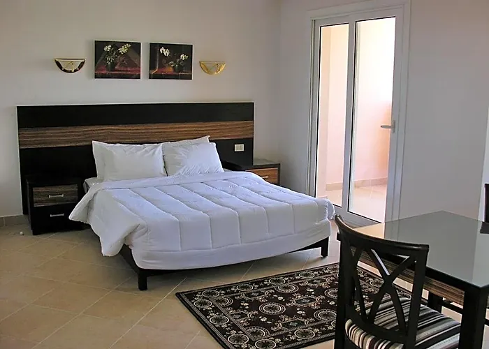 Flow Aqua Legends Resort Sahl Hasheesh 3*