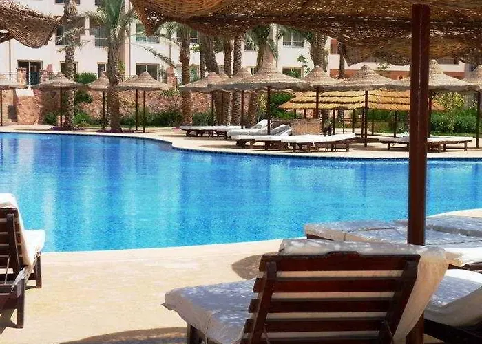 Flow Aqua Legends Resort Sahl Hasheesh Gurdaka