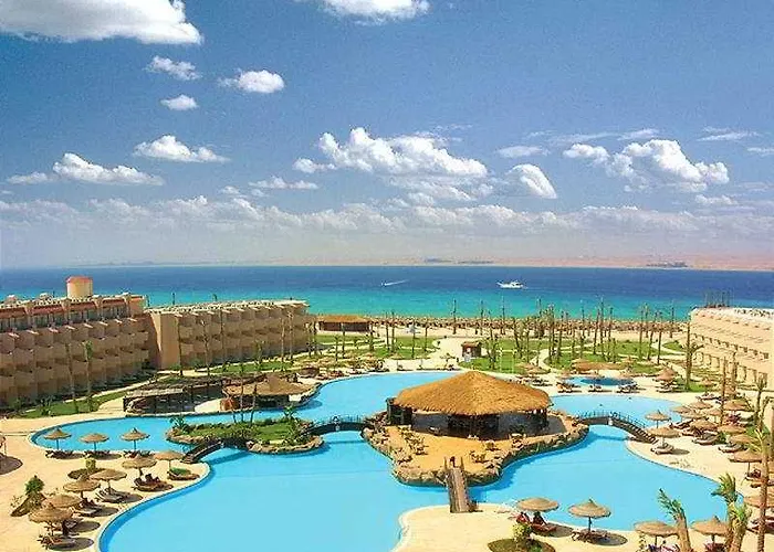 Flow Aqua Legends Resort Sahl Hasheesh Szálloda 3*