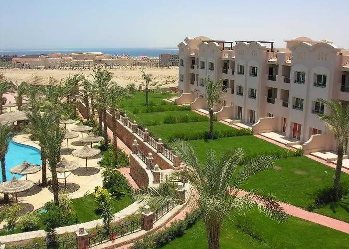 Flow Aqua Legends Resort Sahl Hasheesh 3* Gurdaka