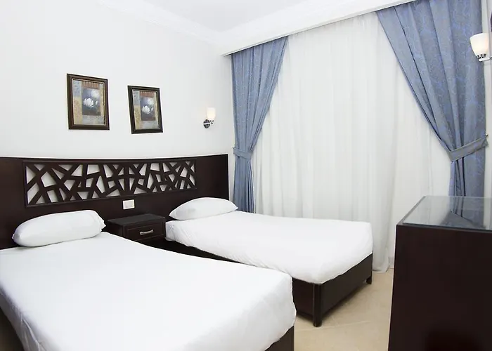 Flow Aqua Legends Resort Sahl Hasheesh 3*